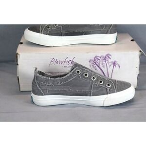 Blowfish Malibu Shoes Womens Size 6.5 Sweet Grey Canvas Vegan Slip On Distressed